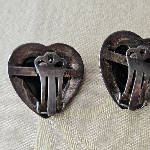 Vintage Onyx and Garnet Sterling Silver Clip Earrings - Picture 3 of 7